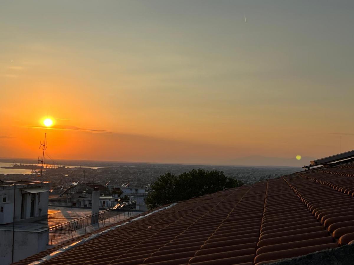 Sunset Apartment เทสซาโลนิกิ ภายนอก รูปภาพ