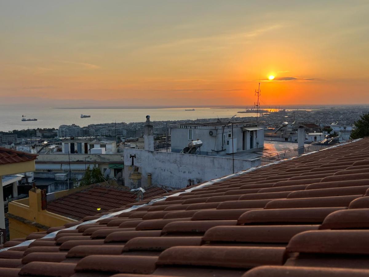 Sunset Apartment เทสซาโลนิกิ ภายนอก รูปภาพ